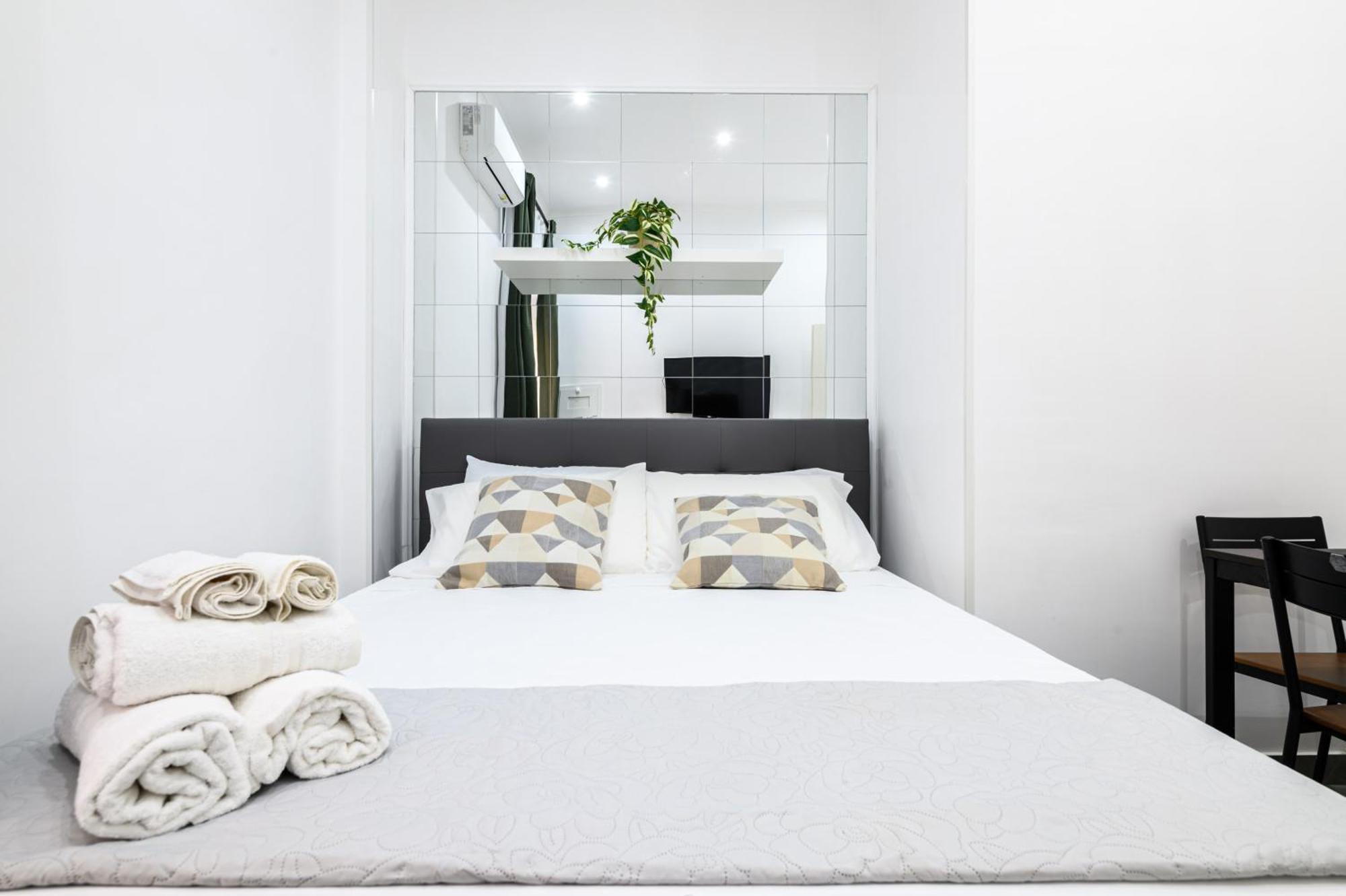 Giordano Suite Center Napoli Ngoại thất bức ảnh