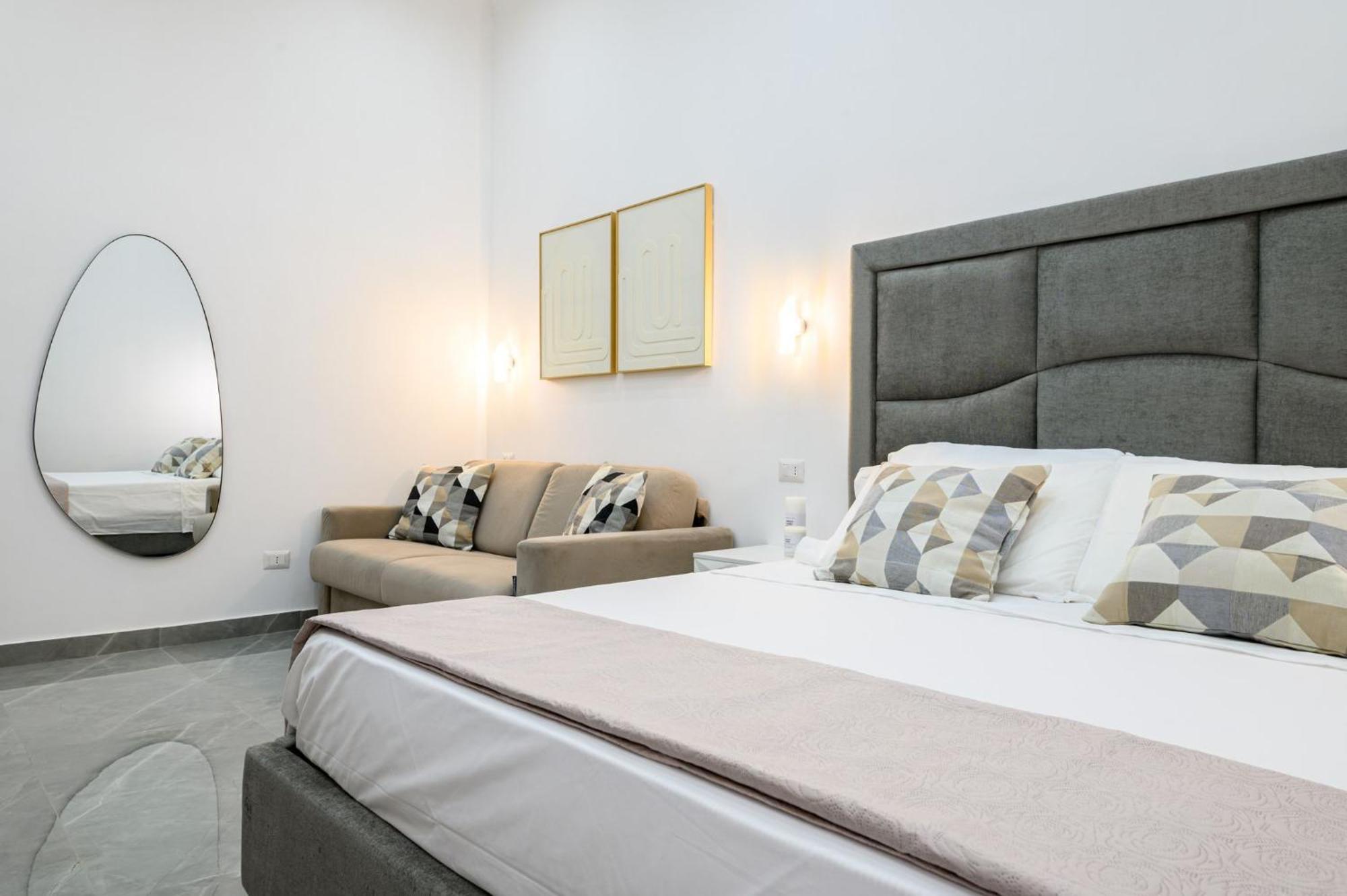 Giordano Suite Center Napoli Ngoại thất bức ảnh