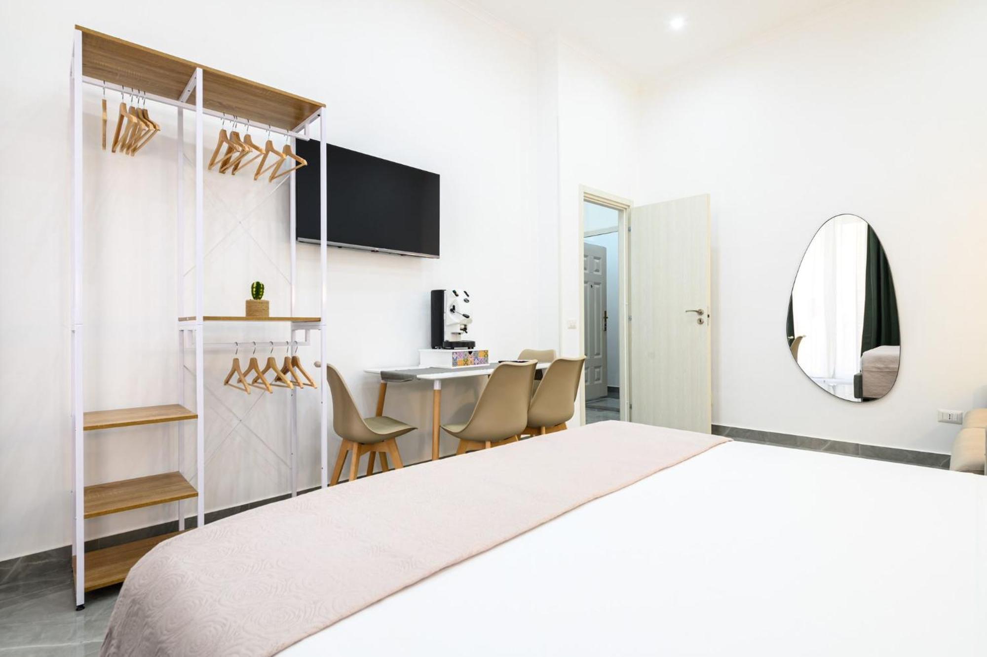 Giordano Suite Center Napoli Ngoại thất bức ảnh